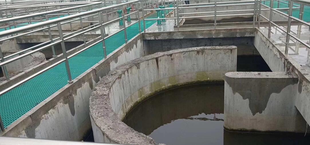 阿拉善盟污水处理厂格栅安装案例
