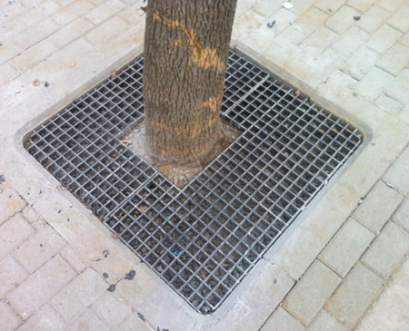 吐鲁番玻璃钢树篦子安装案例