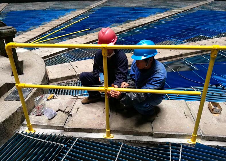 荆州玻璃钢护栏安装