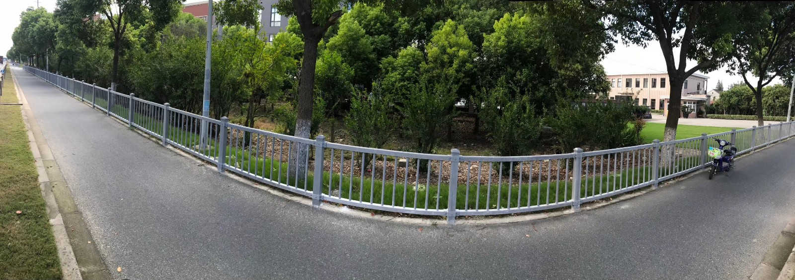 玻璃钢公路护栏