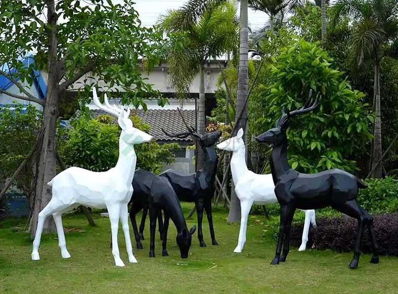 玻璃钢雕塑厂家定做小鹿造型